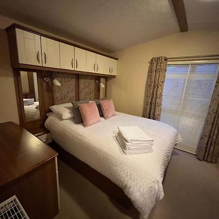 Lovely Static Caravan Whitstable Esterno foto