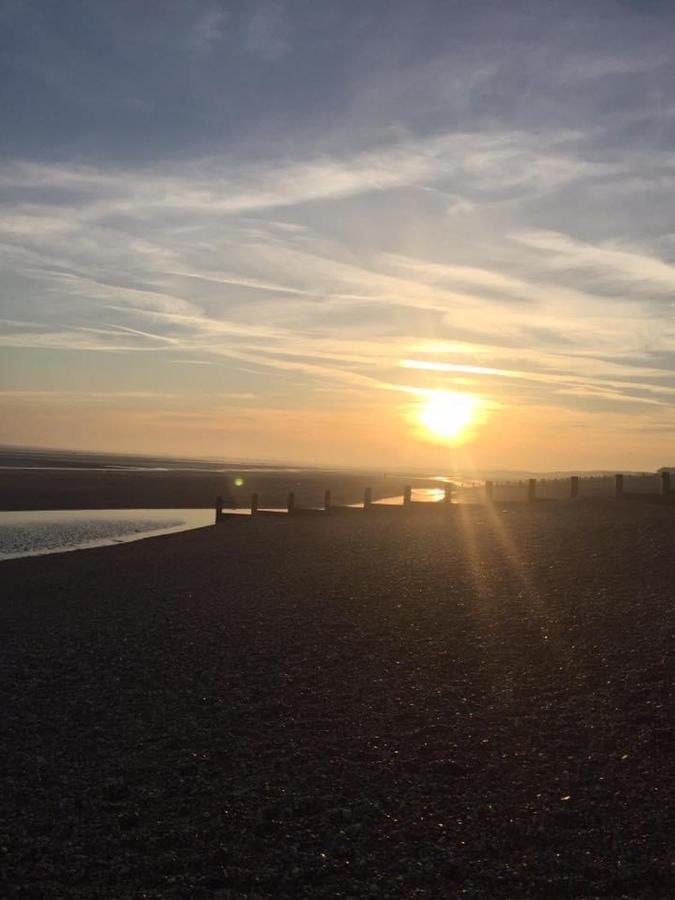 Lovely Static Caravan Whitstable Esterno foto