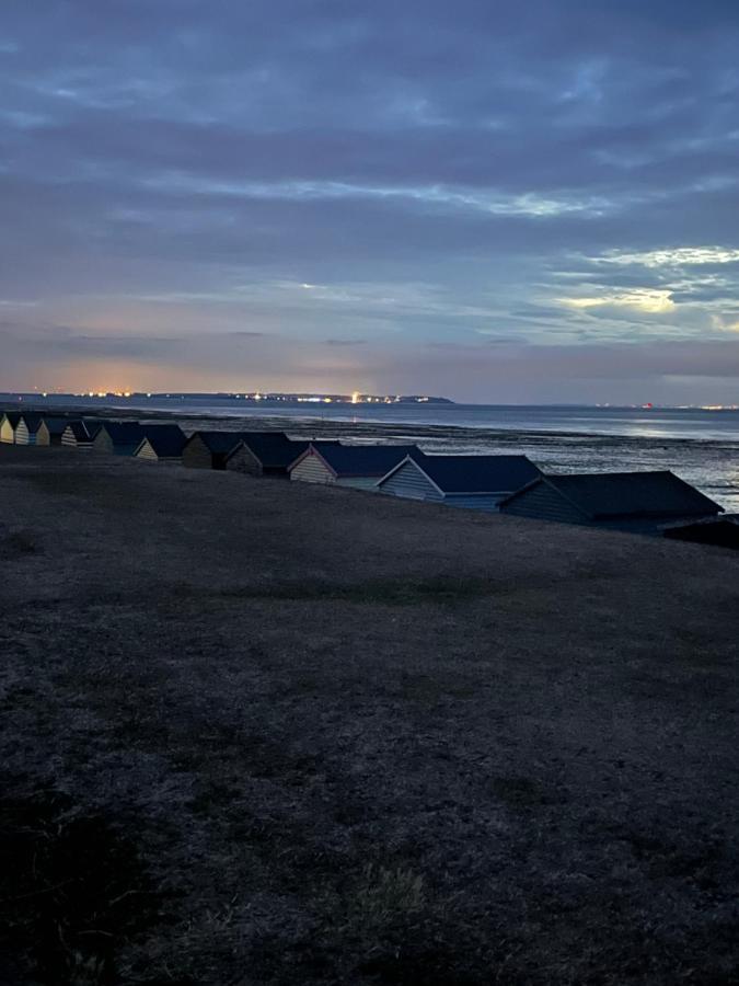 Lovely Static Caravan Whitstable Esterno foto