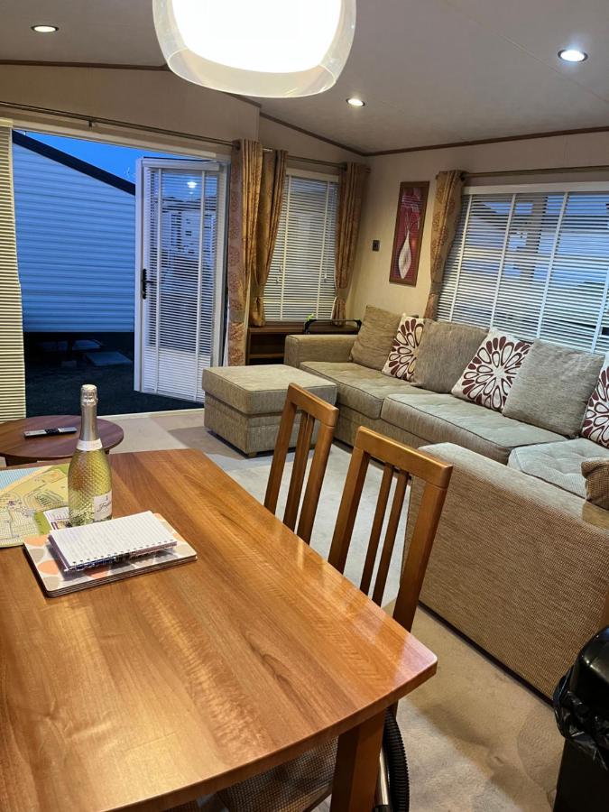 Lovely Static Caravan Whitstable Esterno foto