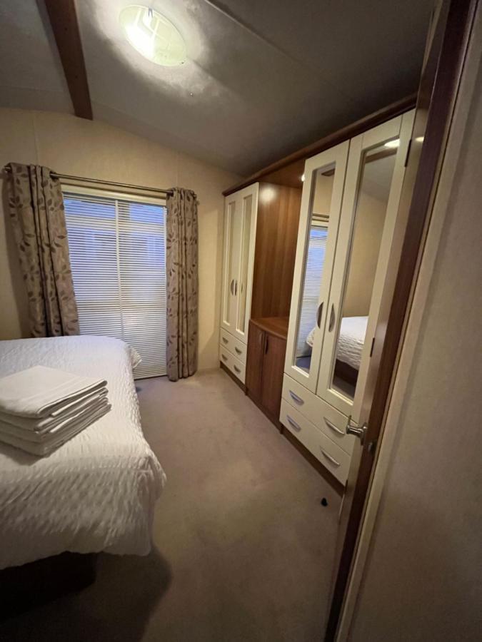 Lovely Static Caravan Whitstable Esterno foto